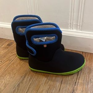Baby Bogs insulated snow boots
